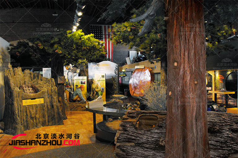 紅雪松又叫紅崖柏仿真樹作為圣誕樹和美f景而成為新網紅樹