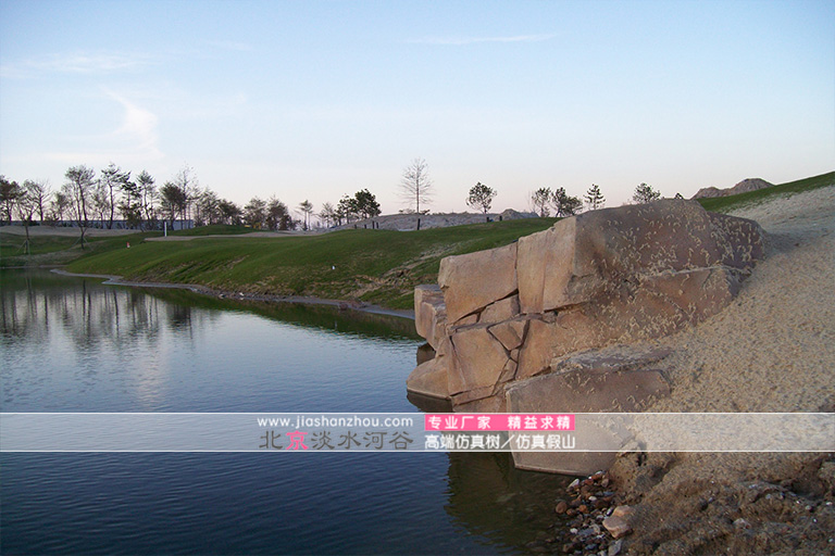 北京廠家把假山水池做到國外