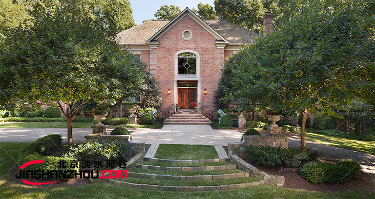 家居院落增設仿真樹來成房屋的部分或“完全”隱私需要考慮的因素