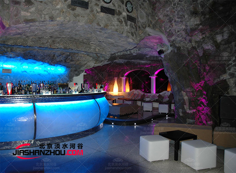 洞穴酒店的廚房都是不一樣的神奇設置