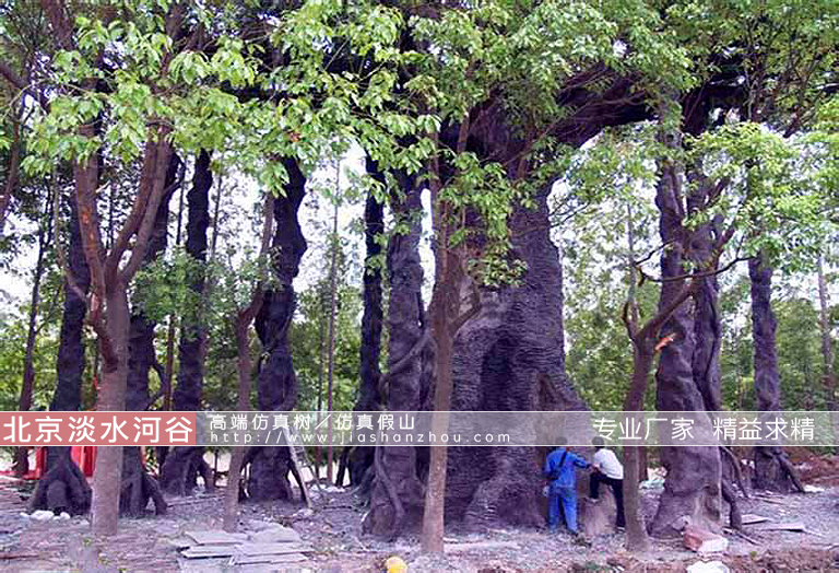 仿真榕樹可以帶來特而出乎意料的裝飾感