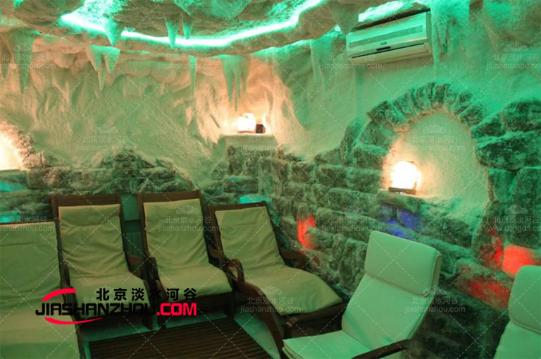 廣西柳州鹽浴房汗蒸鹽療屋打造冬日童話景象