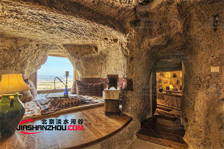 人造洞穴咖啡廳創(chuàng)新設(shè)計品味不一樣的意式f 情