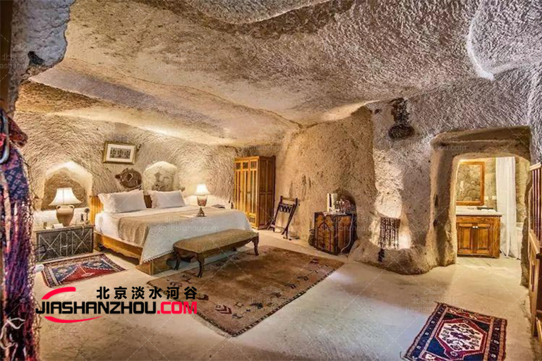 來上海旅游這家山洞旅行酒店很神奇讓你做一會瘋狂原始人