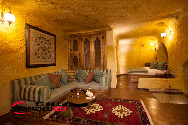 咸陽(yáng)張?jiān)Ｈ鹉浅潜と斯じG洞酒店體驗(yàn)一場(chǎng)奢華盛宴