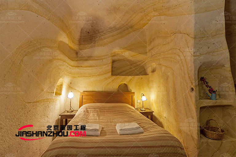 “城中鹽洞”打造仿真洞穴鹽療民宿全新體驗