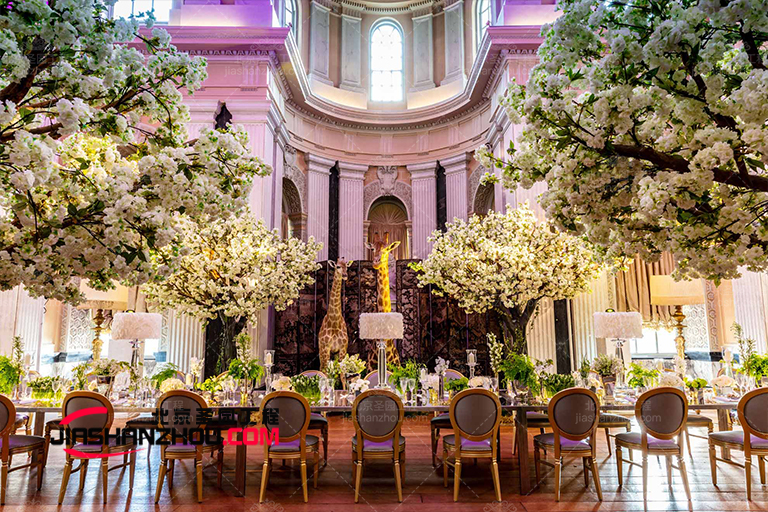 利用仿真樹短時(shí)間創(chuàng)建賞心悅目家居環(huán)境的步驟建議