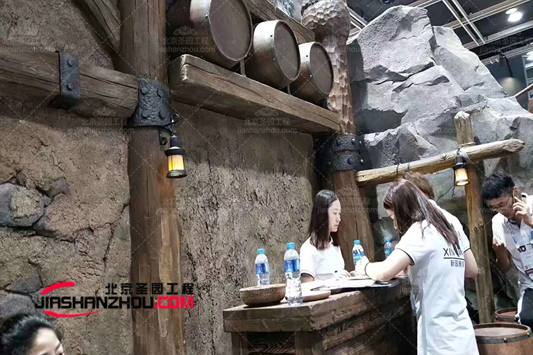 閨蜜情侶拍照打卡圣地之仿真木質洞穴酒店