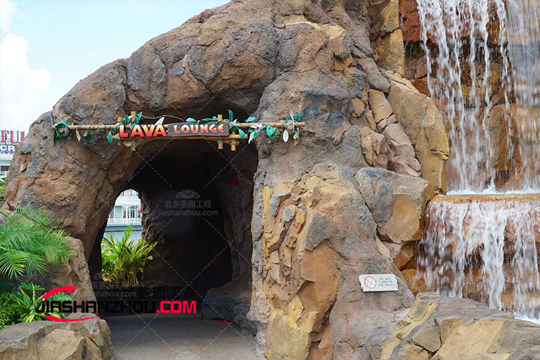 朋友圈轉瘋的仿真洞穴烤肉店室內設計圖
