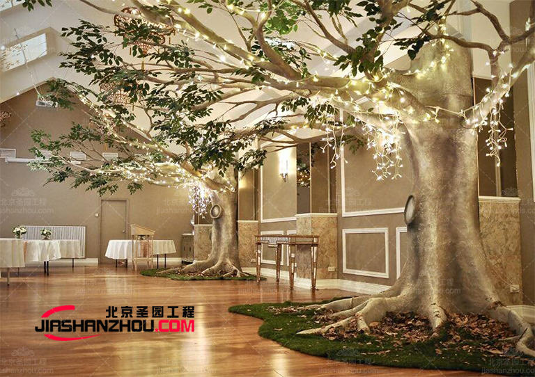 使用仿真樹室內景觀定義空間的幾種方法