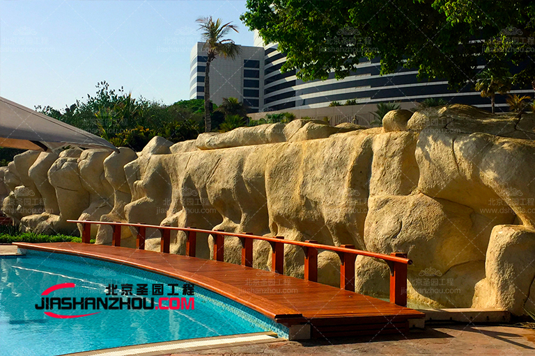 山西迎澤公園水泥塑石假山景觀是欣賞美景放松身心的誘人地方