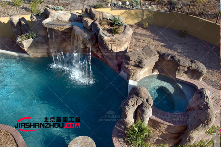 園林塑石假山景觀定義別墅后院空間的設計原則