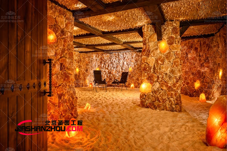 全鹽汗蒸房有氛圍舒適和空間的思想非常都具有現(xiàn)代感