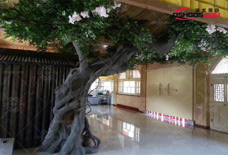 仿真榕樹