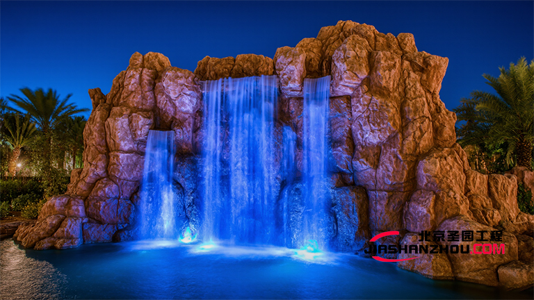 水泥假山.jpg 水泥假山